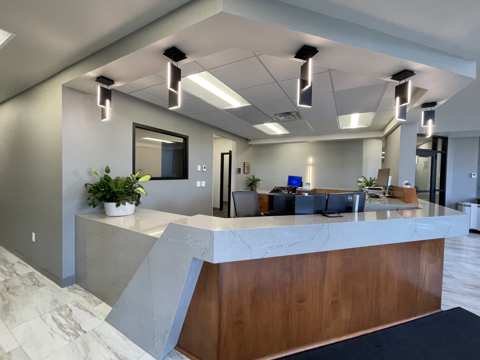 IMG 0246 Year Round Brown is growing strong.  They opened another location on West 57th Street in Sioux Falls.  Creative Surfaces is thrilled to be their vendor of choice for their custom tanning salon cabinetry. ...